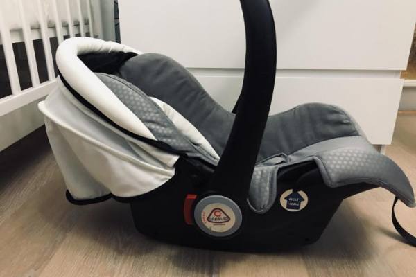 автокресло для перевозки детей Capsula BB0